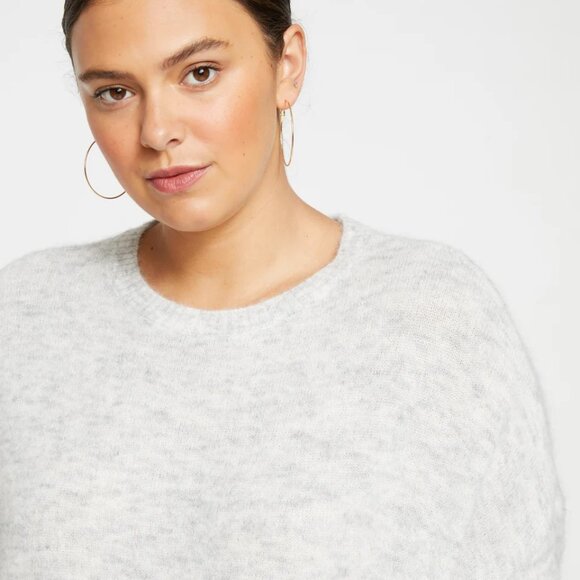 Universal Standard NWT Size 0-00 Fuzzy Hi-Low Sweater Cloudy Sky - Picture 8 of 9